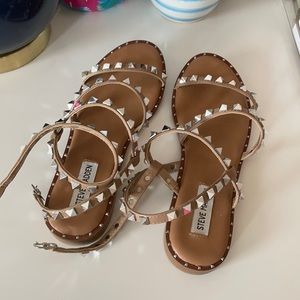 Steven Madden Travel Tan Sandal Size 8
